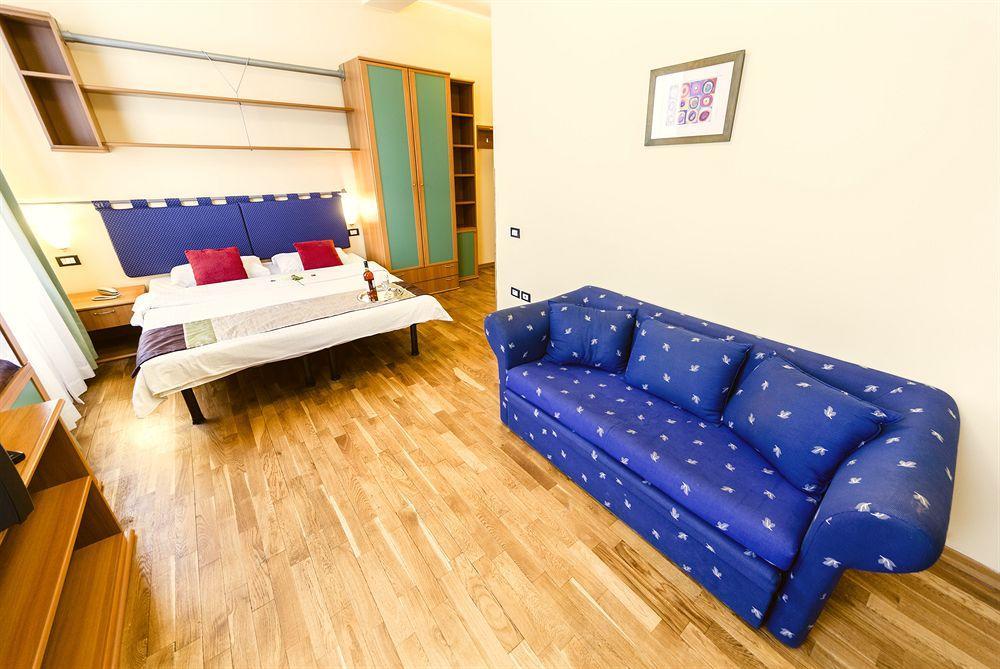 Central Hotel Tiepolo Prag Dış mekan fotoğraf