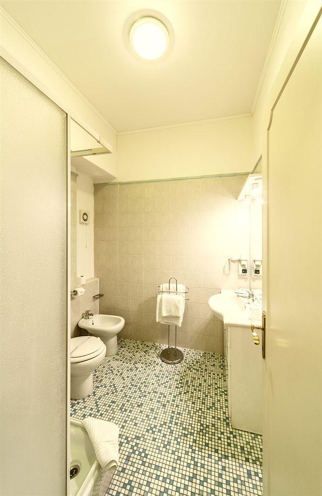 Central Hotel Tiepolo Prag Dış mekan fotoğraf
